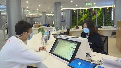 彭山区：深化政务服务改革