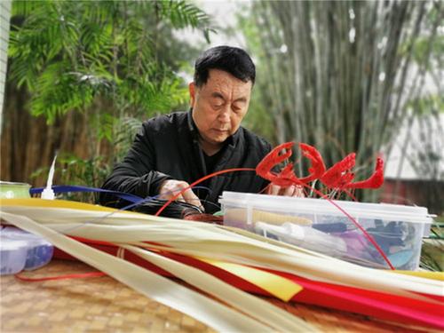 延伸竹编产业链 擦亮竹编产业牌