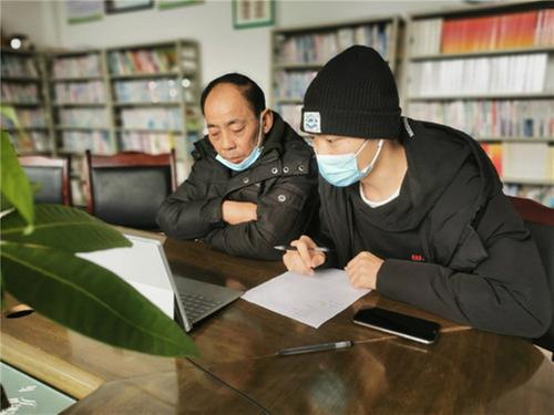青神县：举行“聚焦乡村养老”直播“云”调研活动