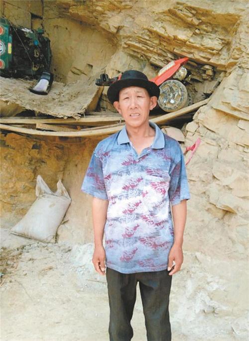 彝家打工仔引领村民奔小康