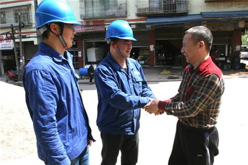 武胜供电公司排忧解难暖人心