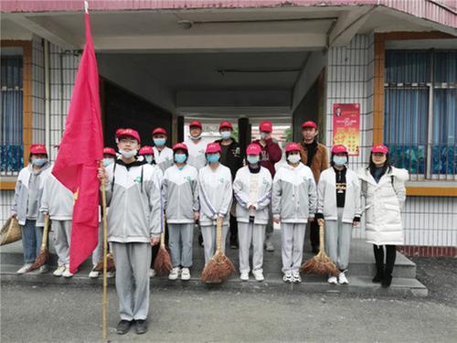 前锋区：代市初中传承弘扬雷锋精神