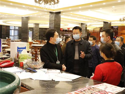 广安市市场监管局开展消费体察活动