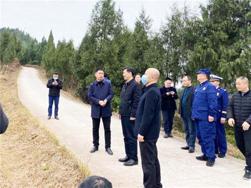 广安市副市长胡彦军一行调研岳池县森林防灭火工作