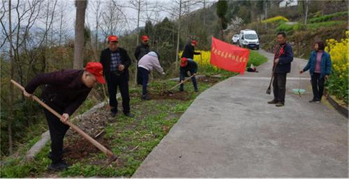 旺苍县科协到帮扶村开展“主题党日及党史教育实践”活动