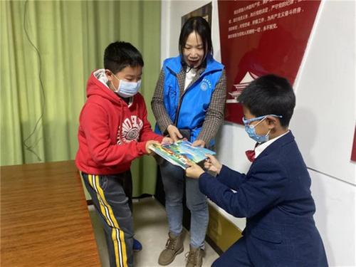 简阳市科协指导旗下协会开展“童心迎大运，大运助成长”科普活动