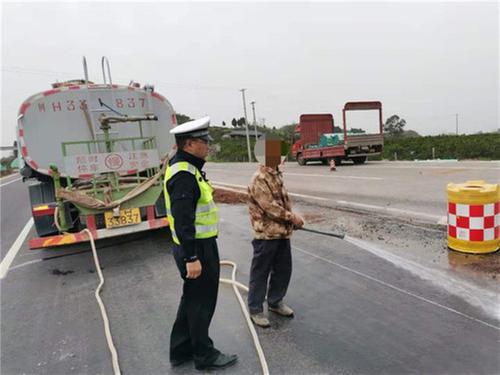 眉山天府公安为民服务有温度