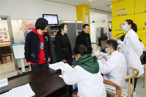 广安区：正式启动全民免费接种新冠疫苗工作