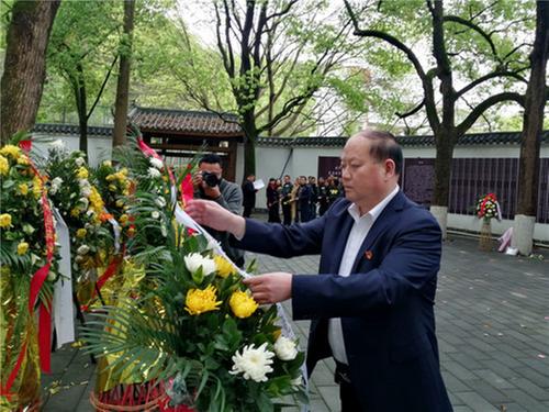 岳池县应急管理局开展“守护·2021年清明祭祀”活动