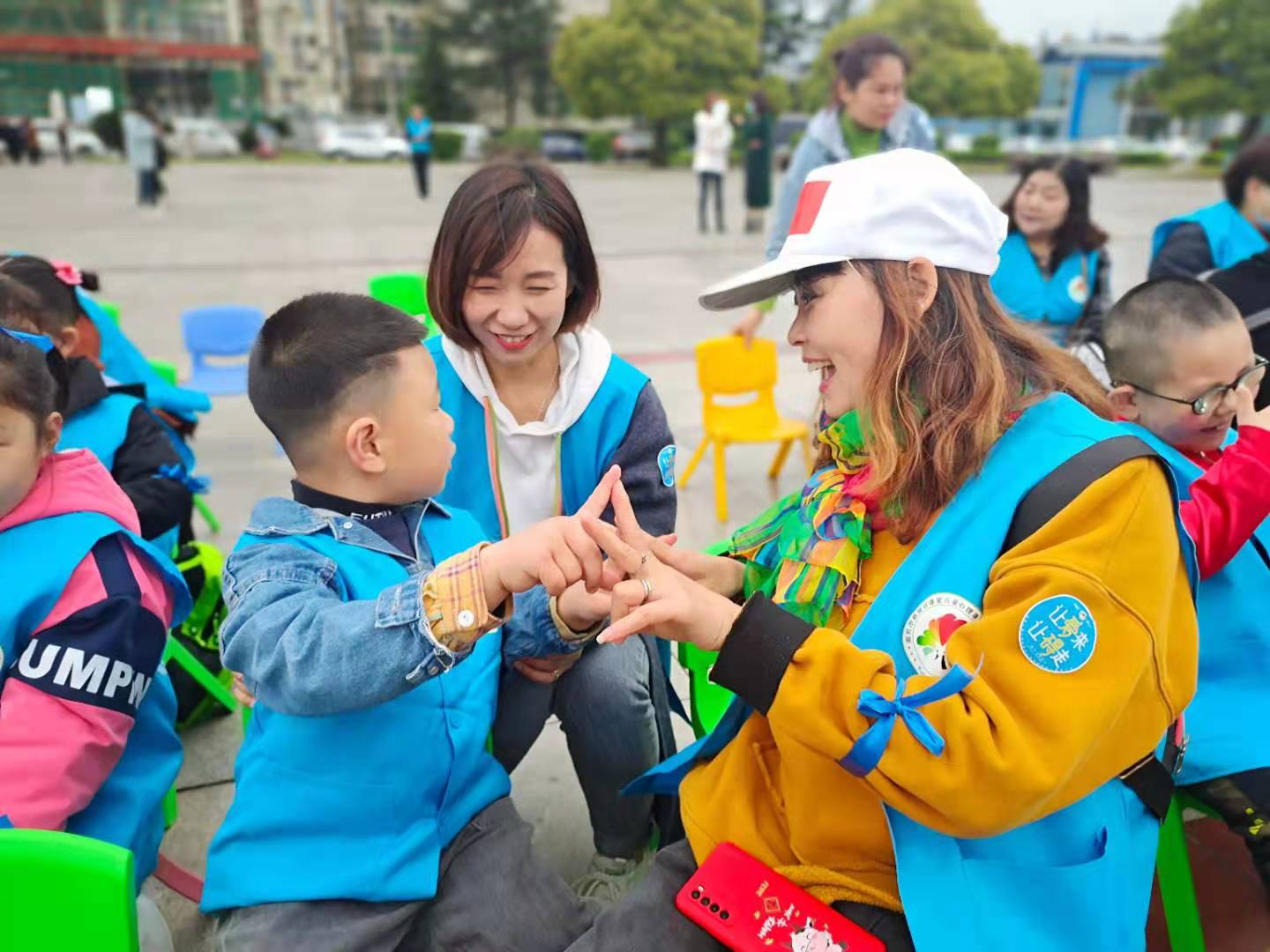 让爱来  让碍走