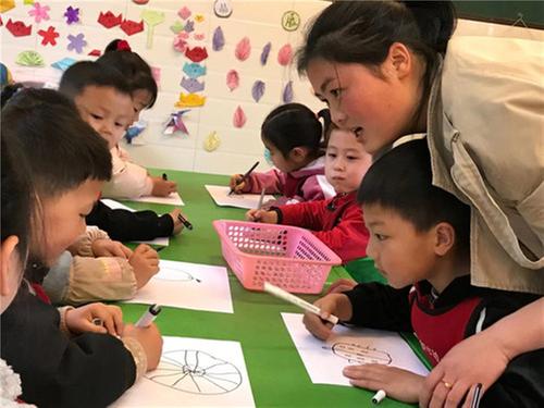 红光镇小学幼儿园开展“人人都上公开课”教研活动