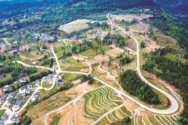 疏通乡村“毛细血管”