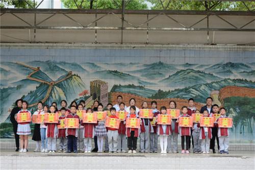 南江二中举办“党史我来讲，红色照我心”主题教育演讲比赛