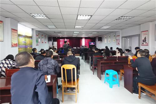 广安经开区：奎阁街道组织党员干部观看《从东亚病夫到民族复兴》