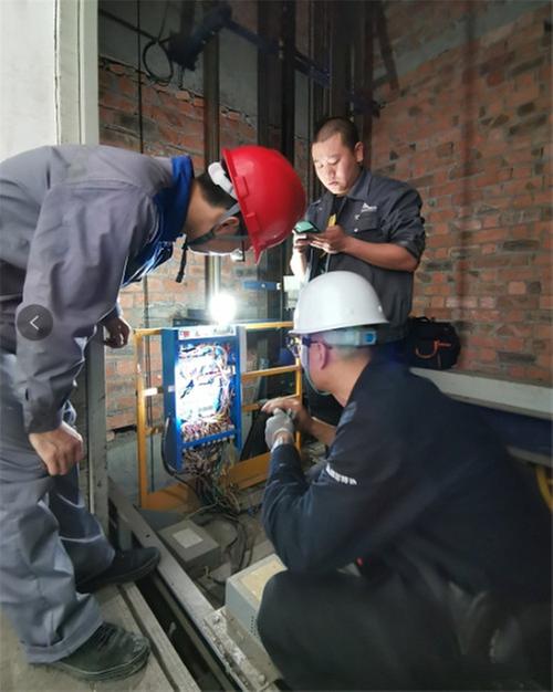 东坡区市场监督管理局撬动特种设备管理“杠杆”