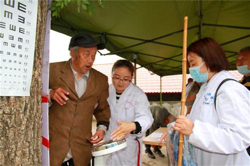 内江市东兴区以实际行动护航百姓健康