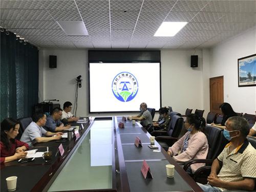 洪雅县：做好土地纠纷仲裁  维护农村和谐稳定