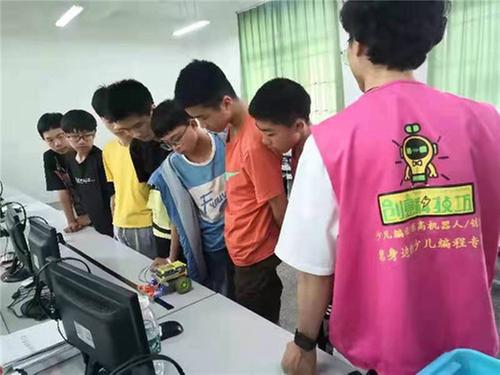 沙湾区：科创培训进课堂