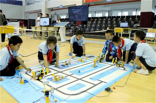 巴中市科技活动周启动仪式在恩阳中学举行