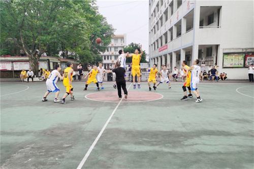 前锋区：新桥、得胜两校举行庆祝建党100周年教工篮球联谊赛