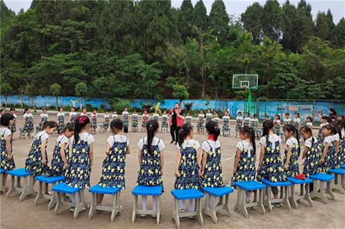 嘉陵区组织开展“礼赞百年 呵护花蕾关爱女童”活动