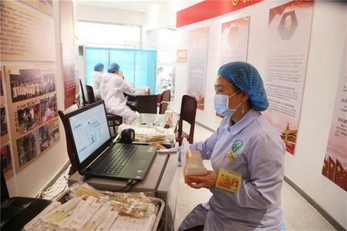 武胜县人民医院：有序开展新冠疫苗接种