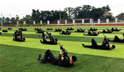 华蓥公安开展庆祝建党100周年实战演练训练