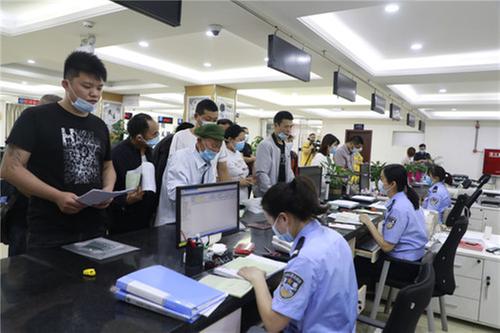 邻水县：“三板斧”推进“我为群众办实事”走深走实