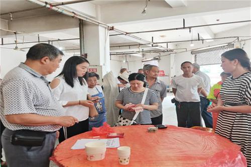 前锋区新桥街道：爱心捐款解群众燃眉之急