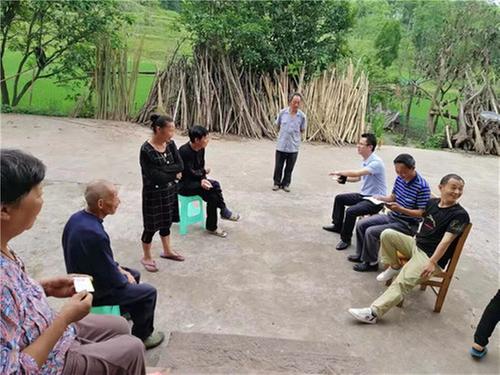 兴平镇：清风正气办实事  俯身躬行解民忧