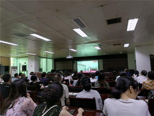 东坡区自然资源和规划局收看庆祝中国共产党成立100周年大会