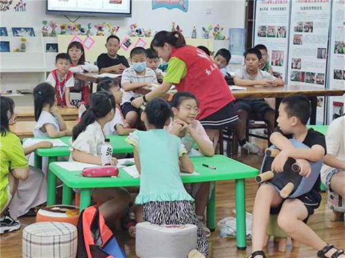 嘉陵区妇联开展第二届巾帼助苗暑期夏令营活动