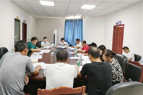 广安经开区：新桥街道召开巩固脱贫成果防止返贫致贫迎检工作会