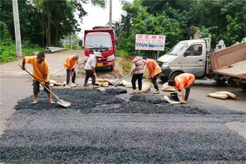 武胜县公路养护段扎实开展道路安全整治