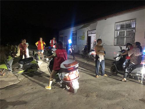 公义镇保胜场社区：为群众点亮“平安灯”