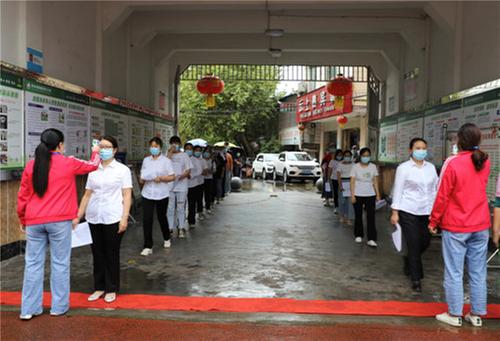 恩阳区第三小学开展开学前疫情防控应急演练