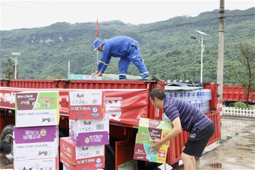 葫芦镇：祝村党员群众捐赠爱心援助灾区