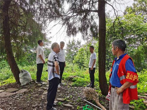 广安市林业局赴岳池县调研古树名木保护工作