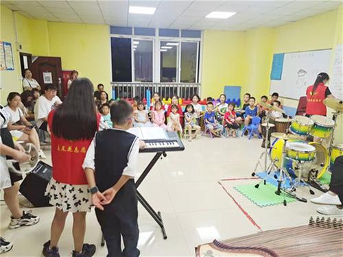 嘉陵区妇联开展“童梦”音乐会小组活动