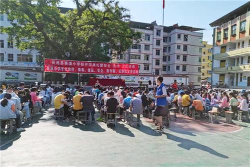 秦溪镇走进学校开展禁毒宣传工作