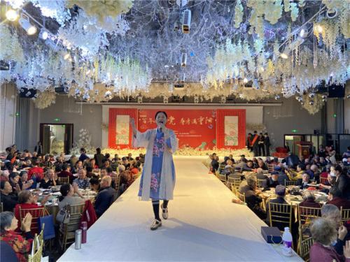 彭山区：“重阳长寿宴”开席600名老人免费吃