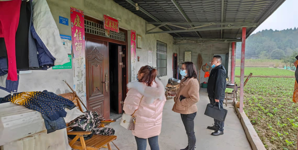 涪城区商务局开展巩固脱贫攻坚成果“回头看”工作