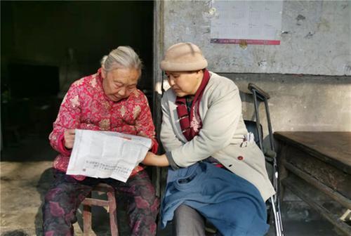 青神好婆婆邵学英：精心照顾儿媳，创造生命奇迹