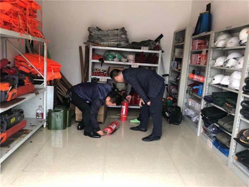 广安经开区奎阁街道开展森林防灭火督查工作