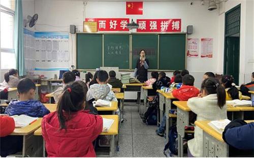 巴州区第十一小学校深入开展节约用电系列活动