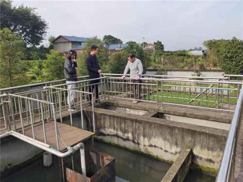 东坡区生态环境局开展农村生活污水处理设施排查
