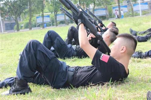 彭山公安特巡警大队：强化巡逻防控 守护百姓平安