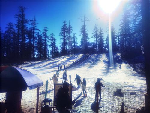 喜迎冬奥 畅游别样瓦屋冰雪世界