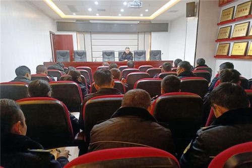 武胜县综合行政执法局：强化队伍训练 树立执法形象