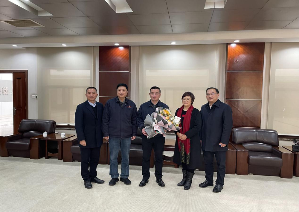 德阳市科协：走访慰问送真情，温暖专家人才心